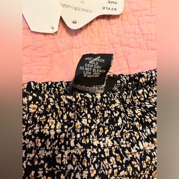 Angie Crop Top Floral Print Black Size M Medium Peasant Boho Festival Top NWT - Picture 8 of 8